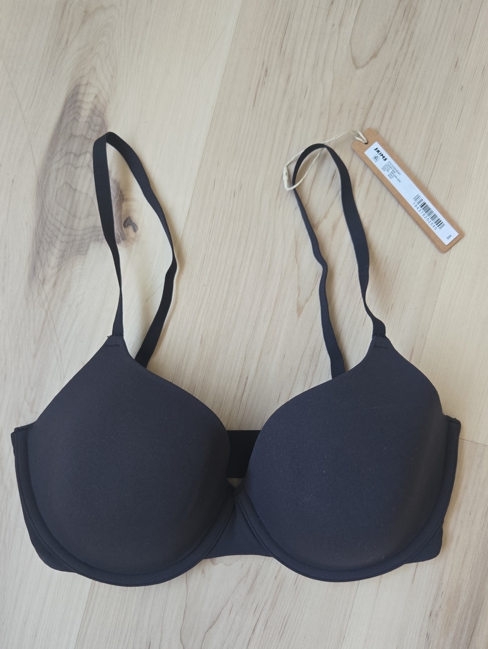 NWT SKIMS Gits Everybody T-Shirt Bra, Onyx, Size 32DD